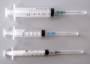 distributor alat suntik spuit terumo syringe di malang surabaya